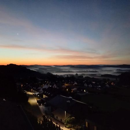 Ferienwohnungen Sternenhimmel Whg 1 메데바흐 외부 사진